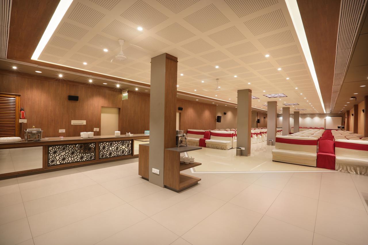 Abbott Hotel Navi Mumbai Exterior foto