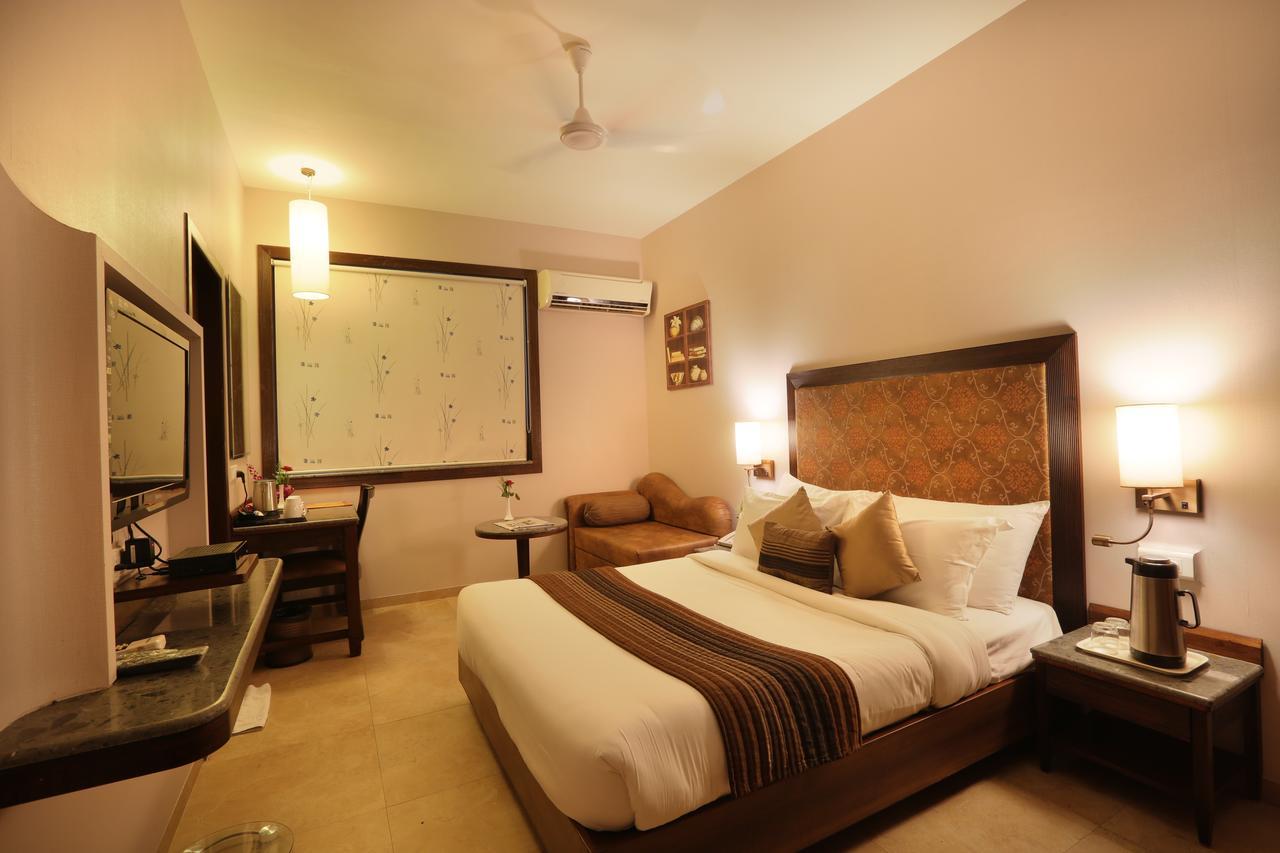 Abbott Hotel Navi Mumbai Exterior foto