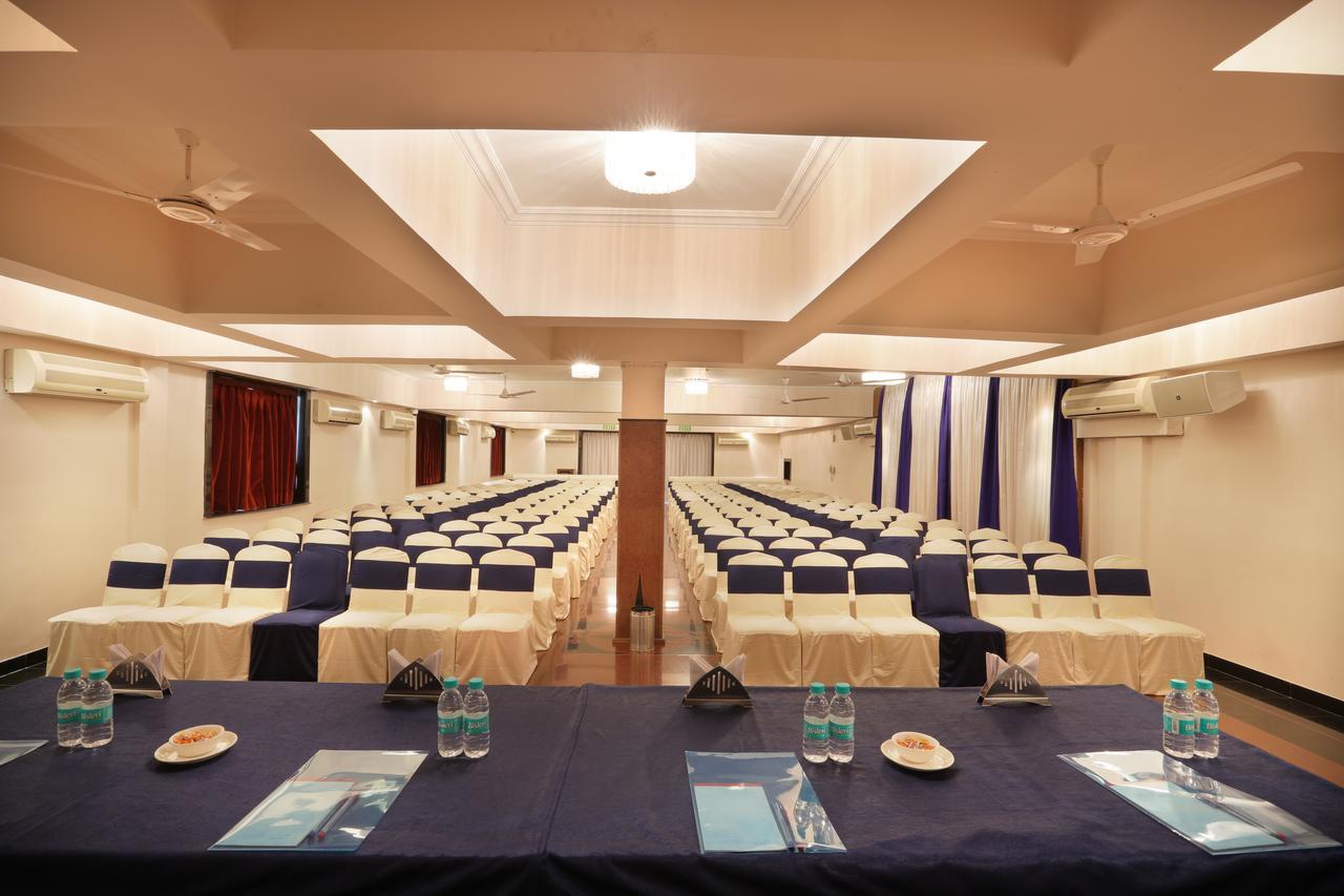 Abbott Hotel Navi Mumbai Exterior foto