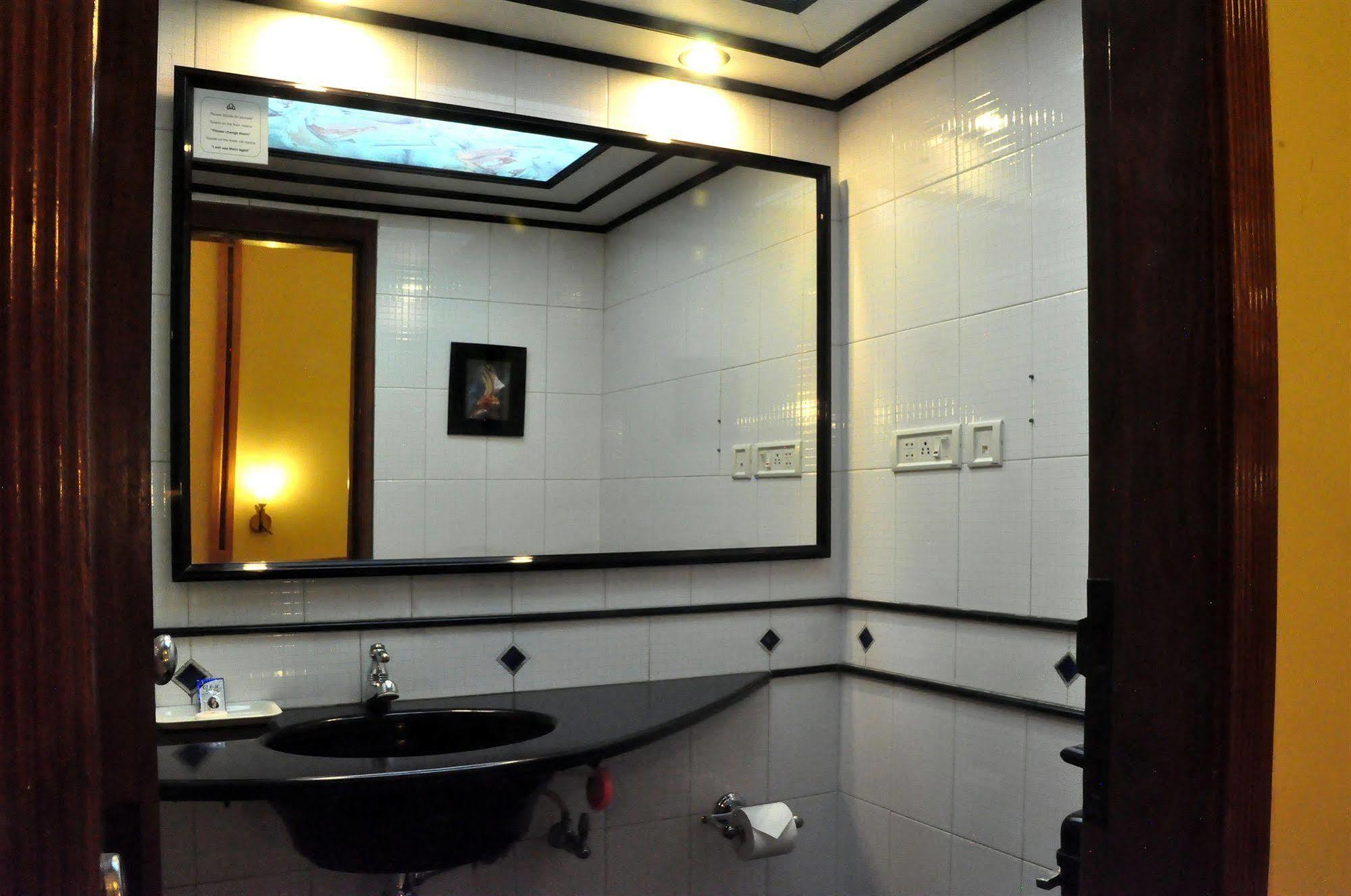 Abbott Hotel Navi Mumbai Exterior foto