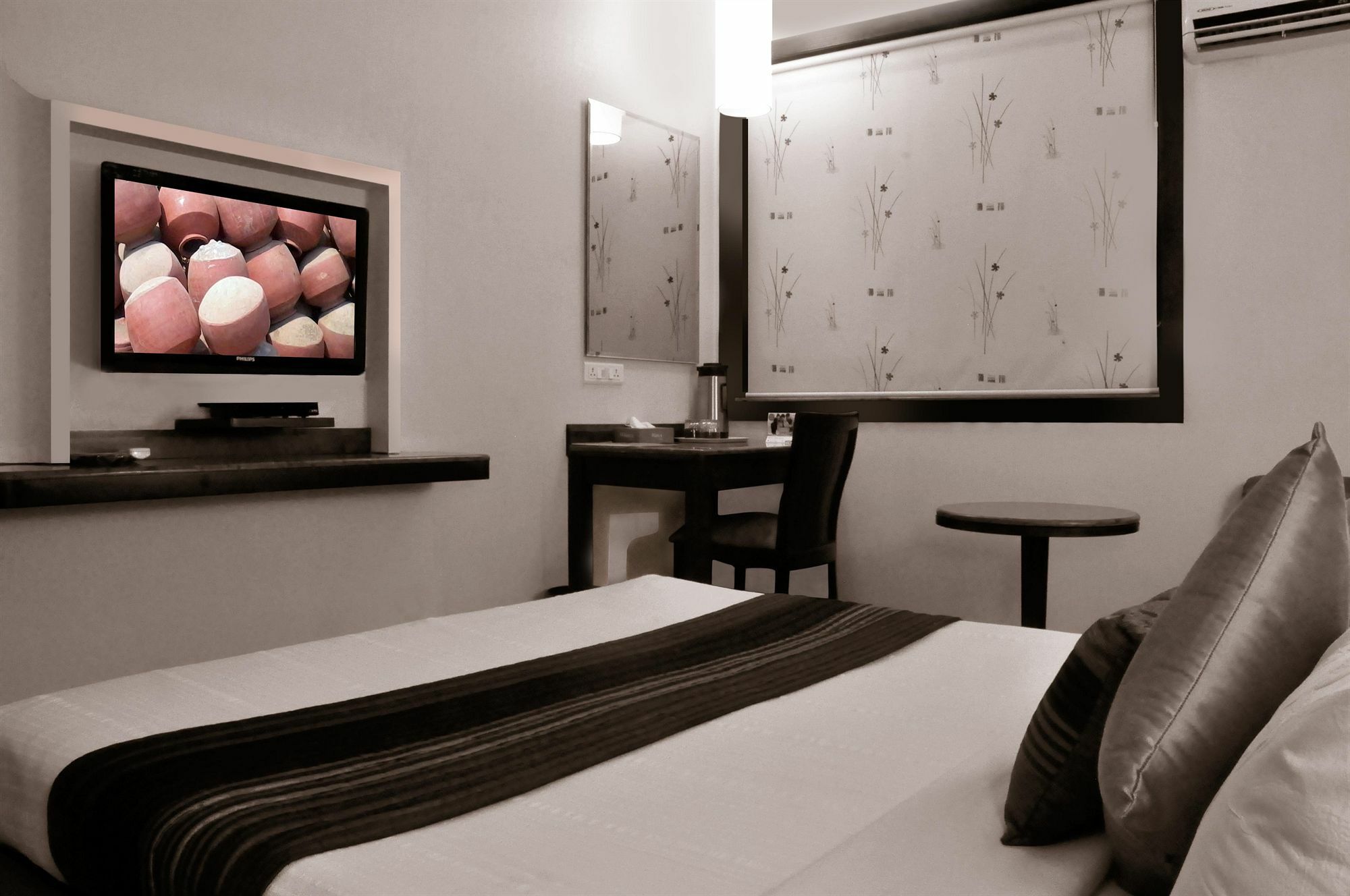 Abbott Hotel Navi Mumbai Exterior foto