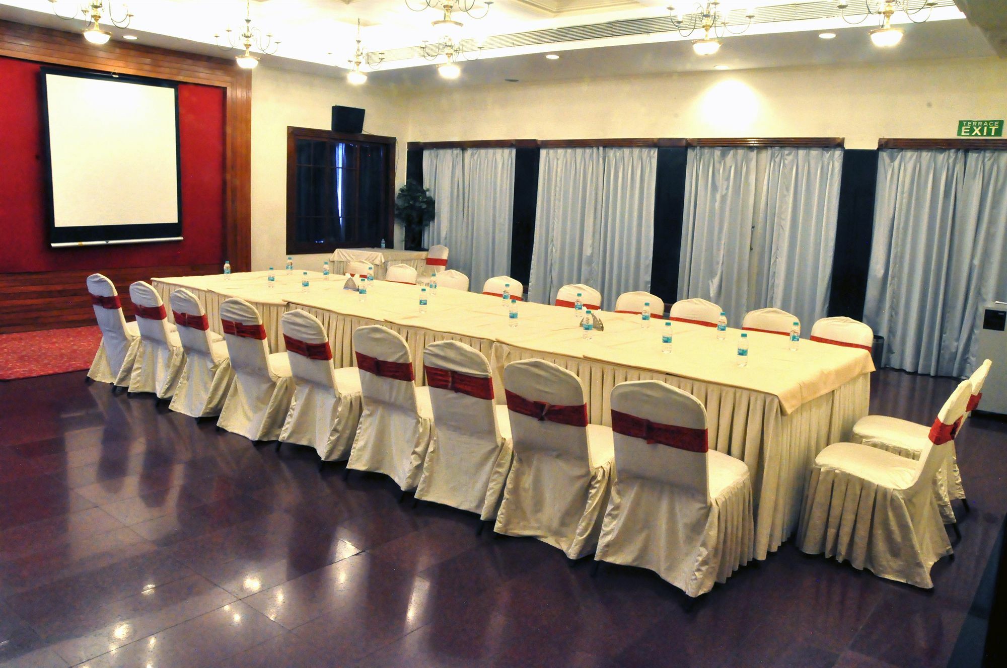 Abbott Hotel Navi Mumbai Exterior foto